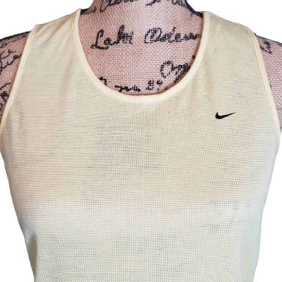 Nike Fit fitness tank top - Picture 3 of 9